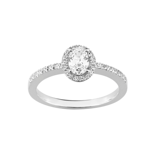 Ring mit ovalem Diamant